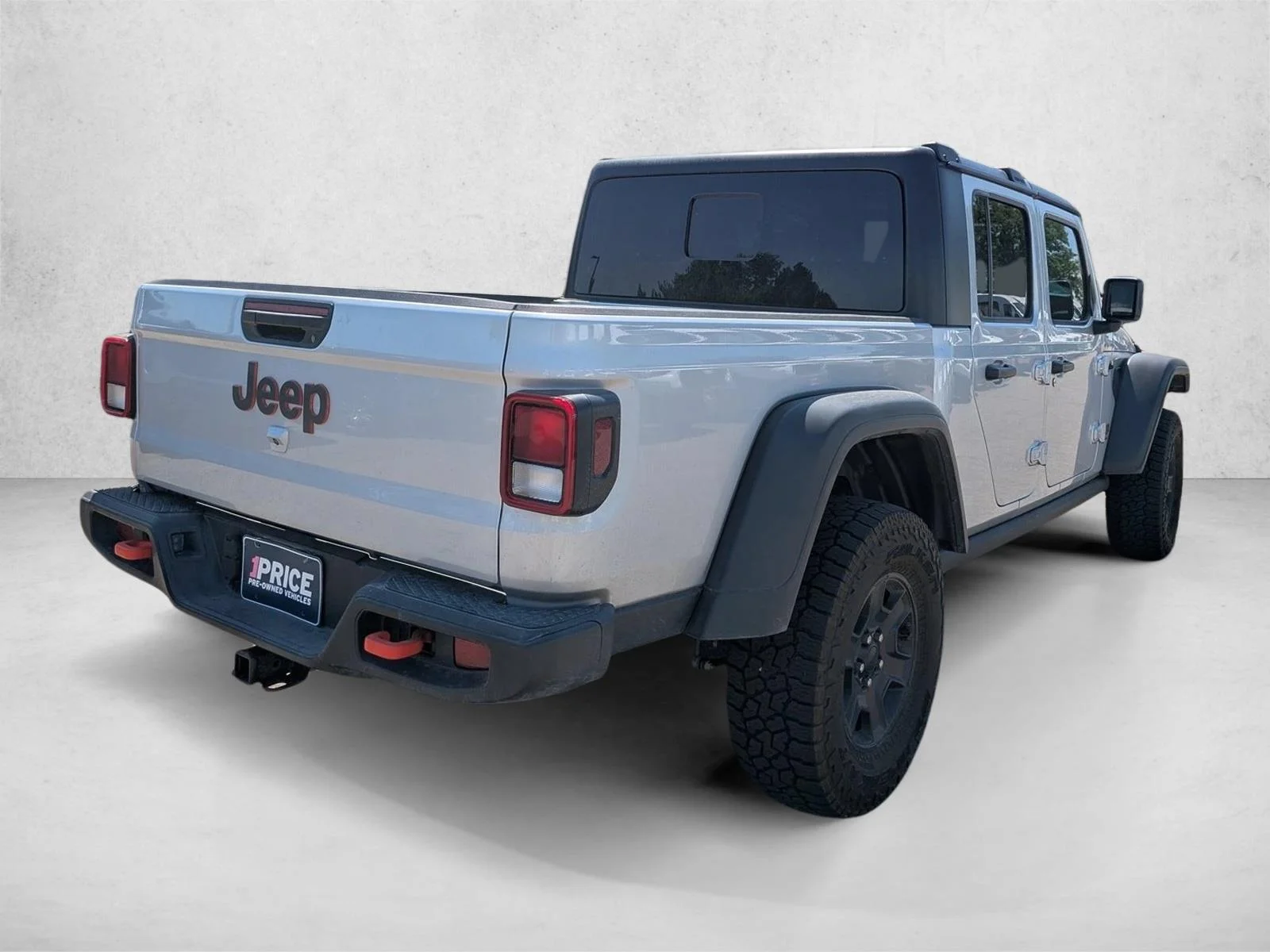 Used 2023 Silver Zynith Clearcoat Jeep Mojave image 5