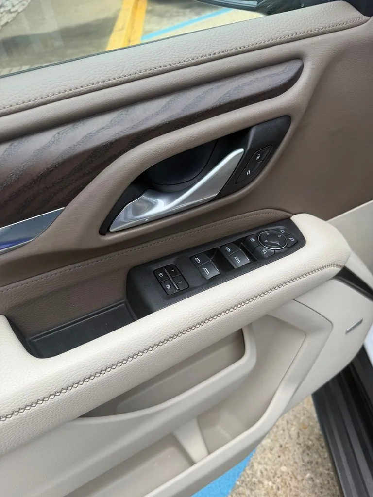 Used 2024 White GMC Denali image 9