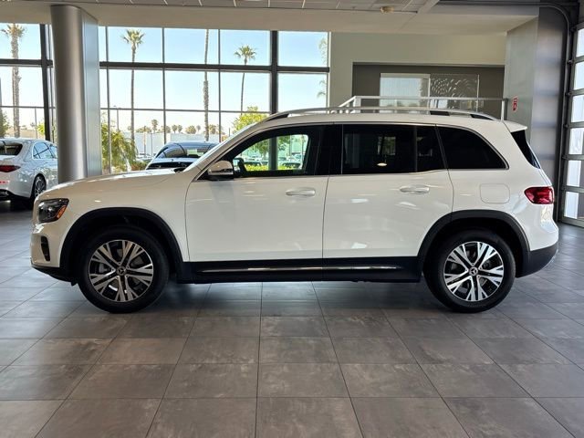 New 2026 Polar White Mercedes-Benz GLB 250 image 41