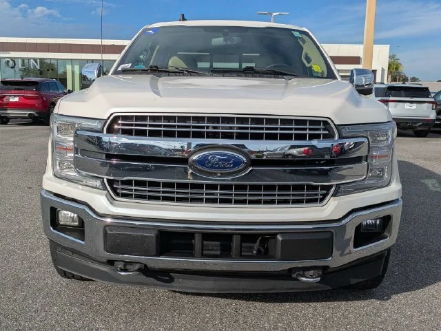 Used 2019 White Ford Lariat image 9