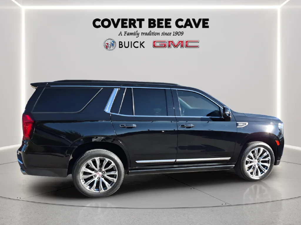 Used 2022 Black GMC Denali image 10