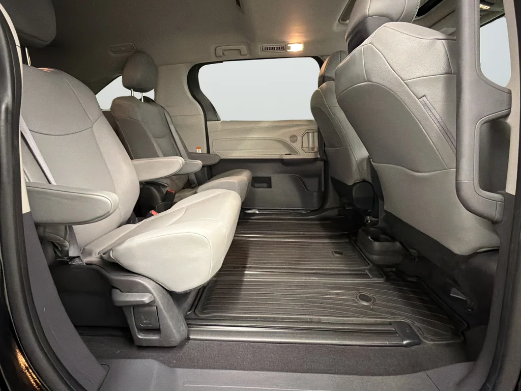 Used 2022 Black Toyota XLE image 25