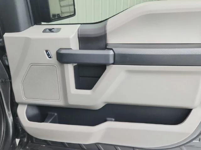 Used 2017 Gray Ford XL image 32