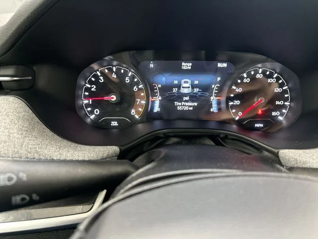 Used 2024 Black Jeep Latitude image 11