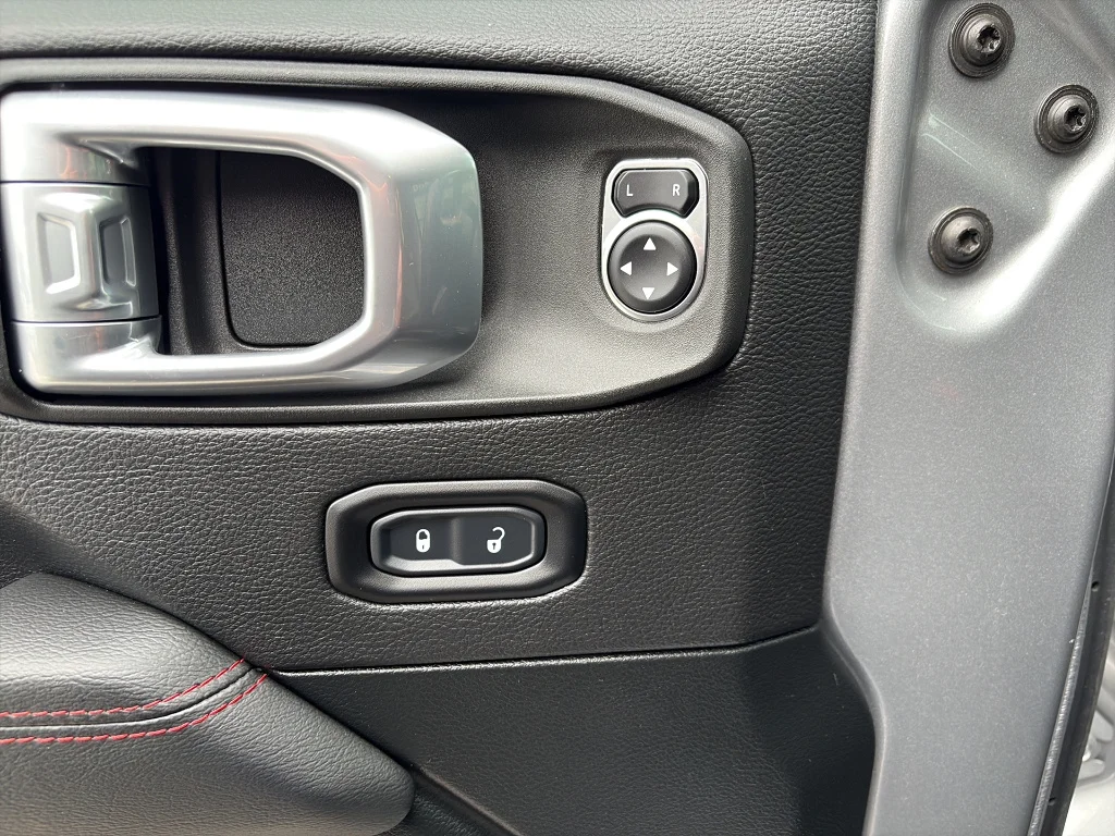 2021 Jeep Gladiator Rubicon - Photo 13