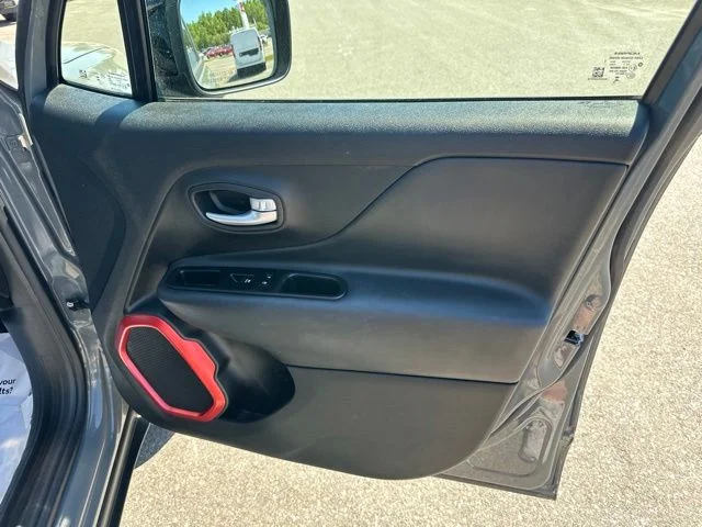 Used 2023 Gray Jeep Trailhawk image 9