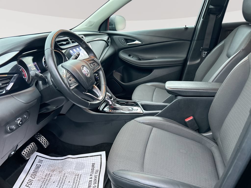 Used 2023 Ebony Twilight Metallic Buick Select image 18