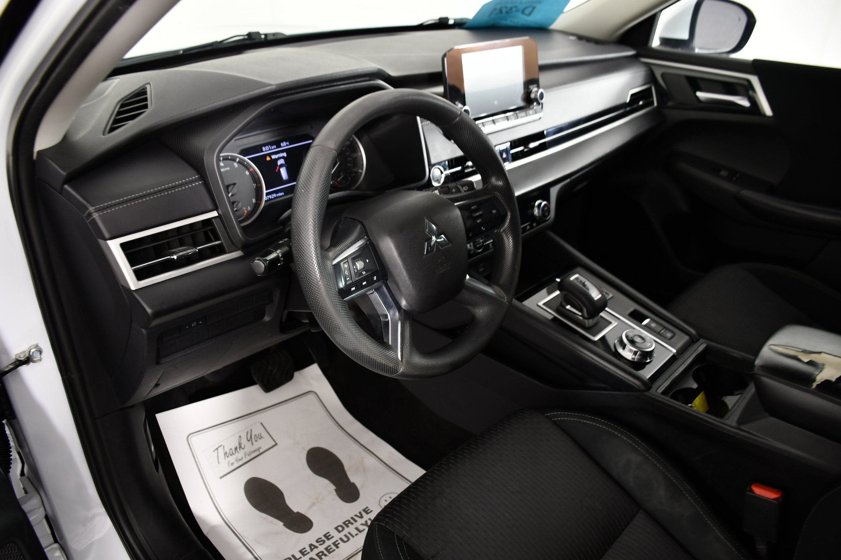 2023 Mitsubishi Outlander ES - Photo 35
