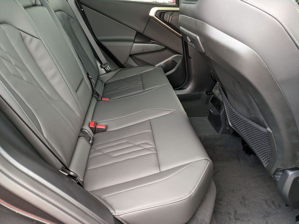 2025 BMW X3 30 - Photo 24