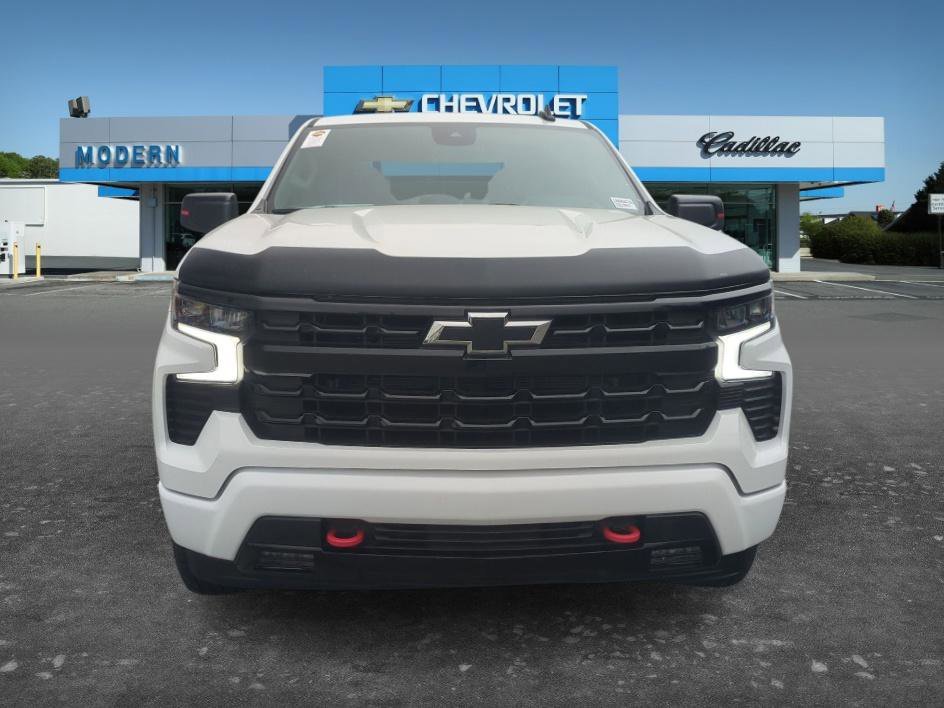 Used 2024 Summit White Chevrolet RST image 8