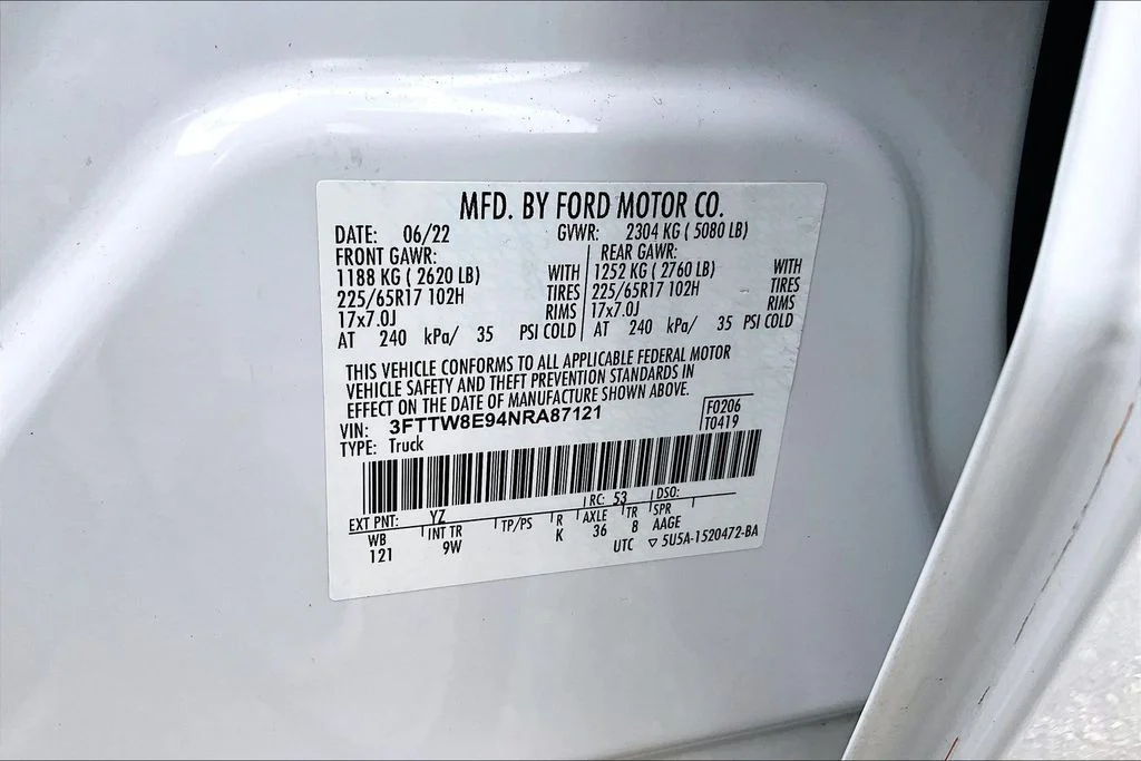 Certified Used 2022 Oxford White Ford XL image 36
