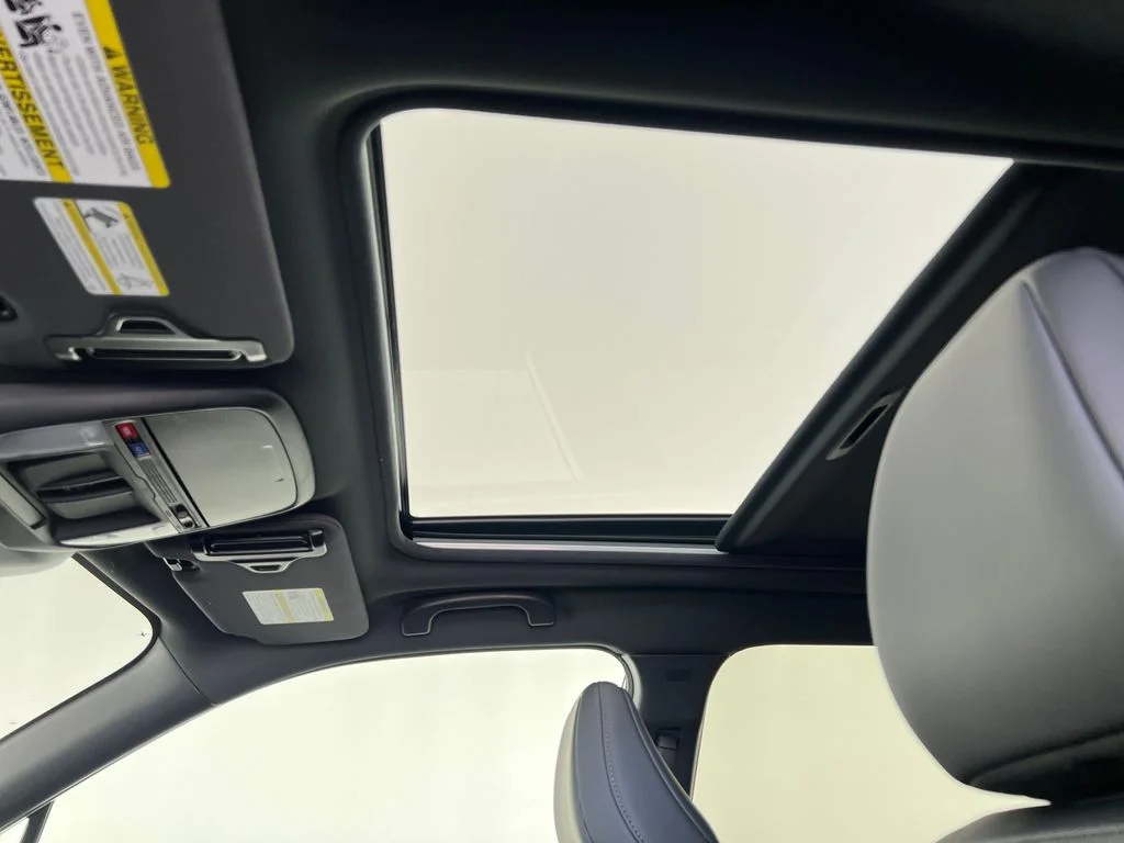 New 2026 CRYSTAL WHITE PEARL Subaru Touring image 23