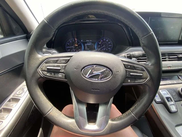 Used 2021 Black Hyundai SEL image 16