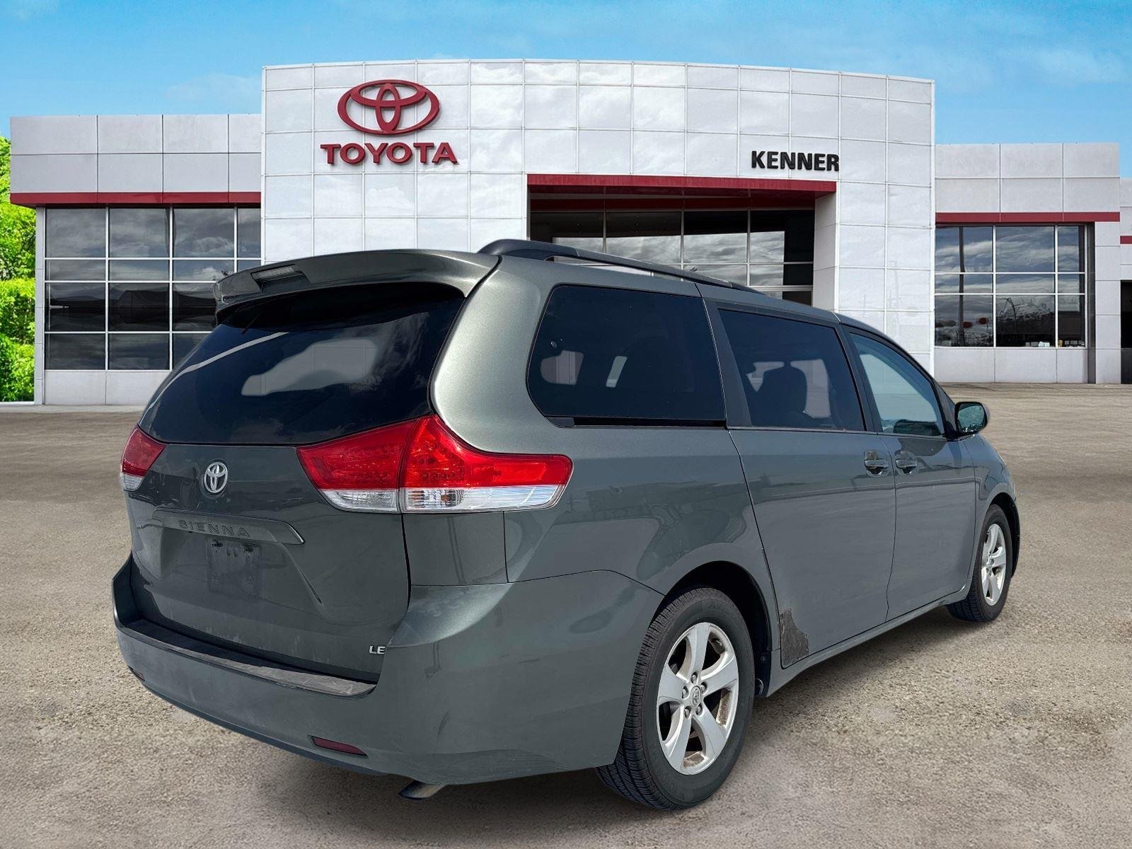 Used 2014 Cypress Pearl Toyota LE image 5