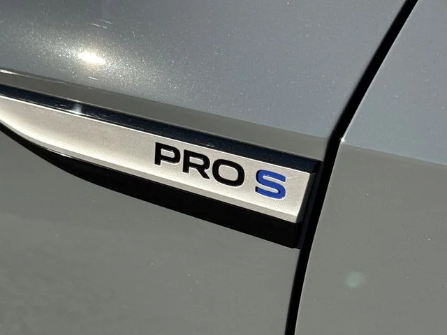New 2026 Pure Gray Volkswagen Pro S image 10