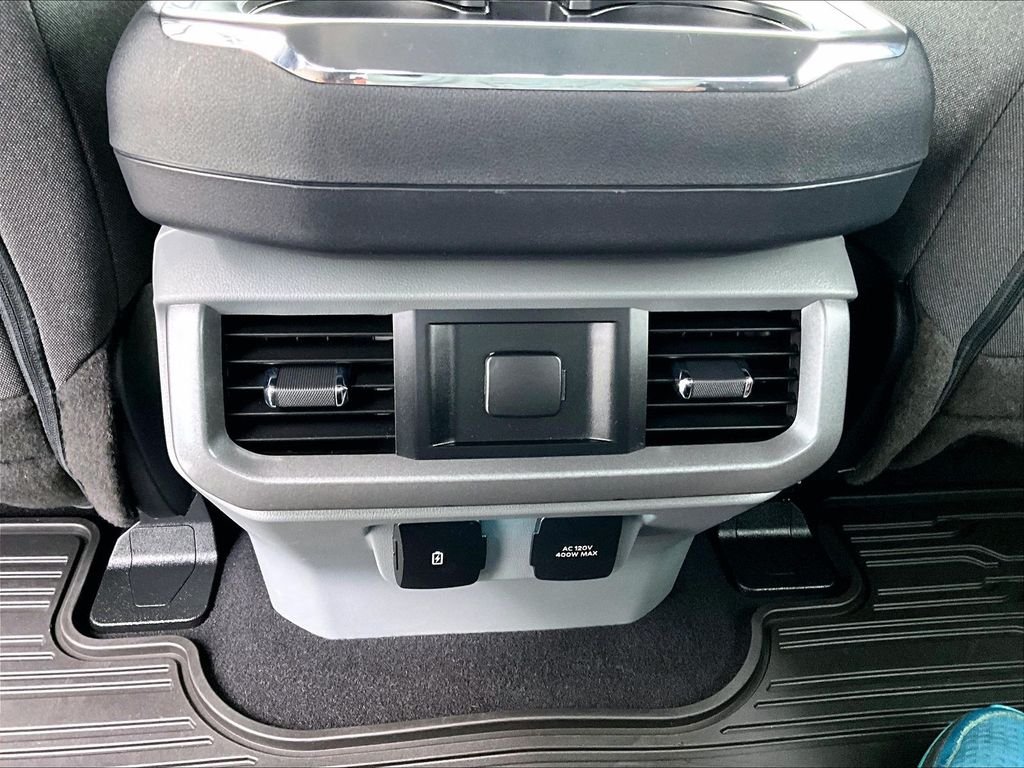Used 2023 Blue Ford XLT image 28