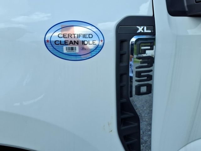 2026 Ford F-350 Super Duty Chassis Cab XL - Photo 8