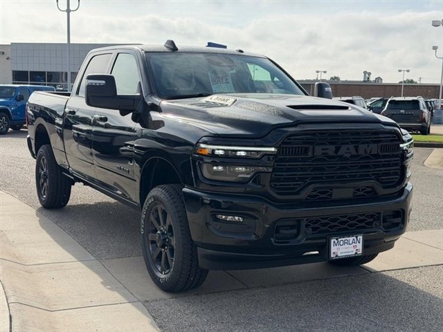 New 2027 Diamond Black Crystal Pearl-Coat Exterior Paint RAM Laramie image 3