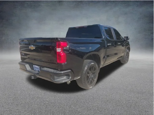Used 2024 Black Chevrolet Custom image 7