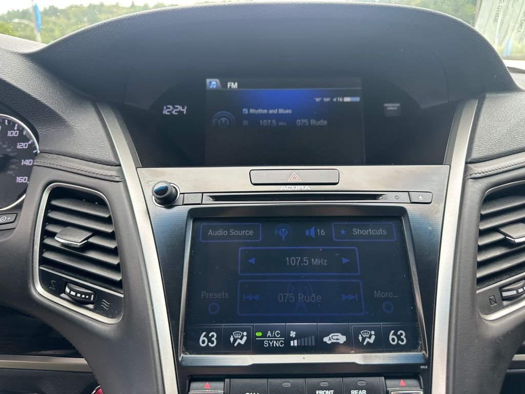 Used 2014  Acura Base image 16