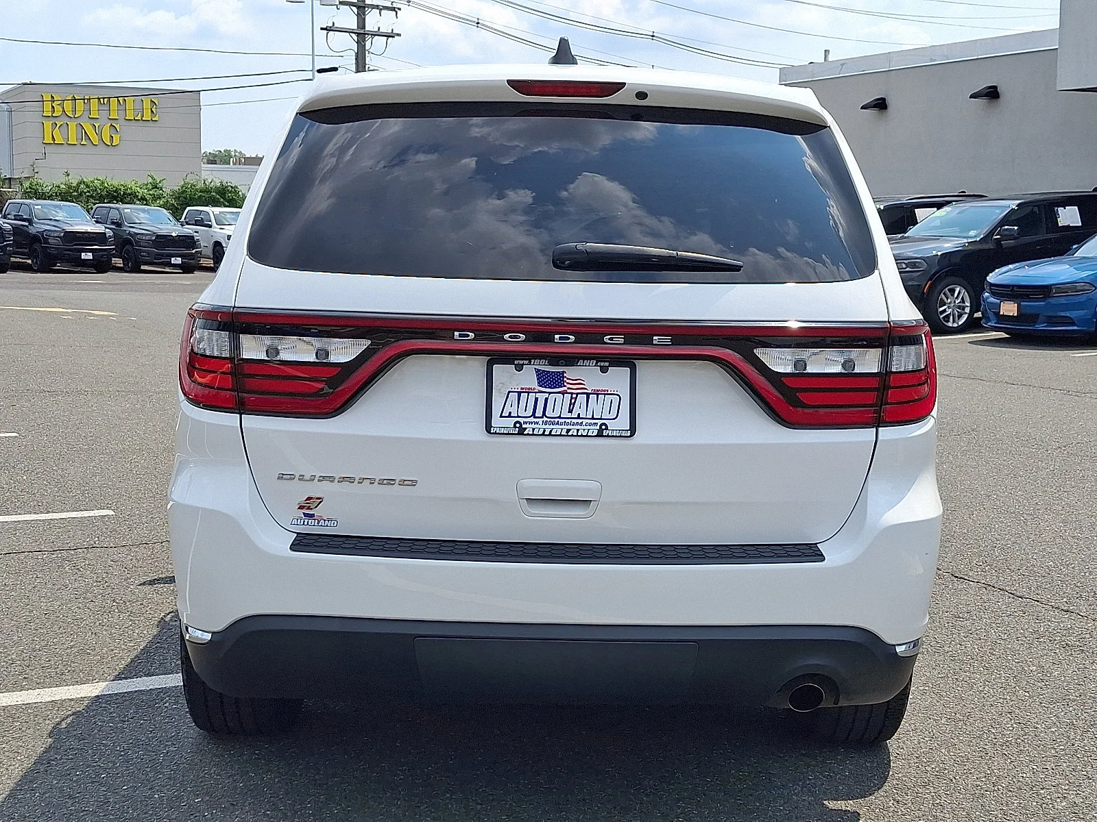 Used 2019 White Knuckle Clearcoat Dodge SXT image 6