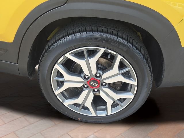 Used 2021 Yellow Kia SX image 28