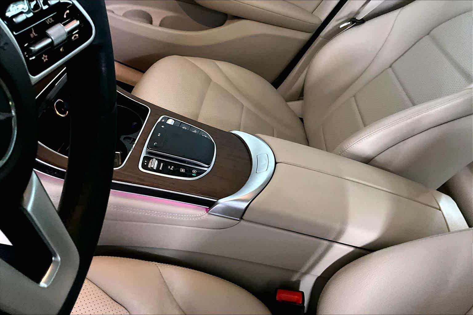 Used 2020 Lunar Blue Metallic Mercedes-Benz GLC 300 image 17
