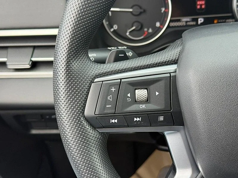 2026 Mitsubishi Outlander ES - Photo 13