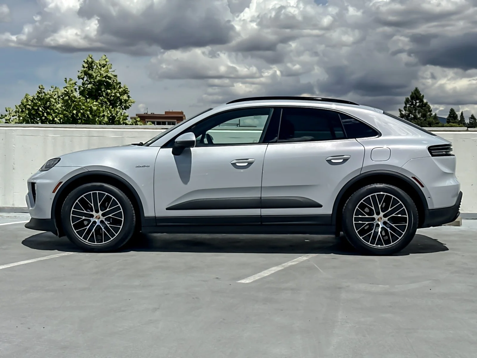 Used 2025 Porsche Macan Base with VIN WP1AA2XA3SL003399 for sale in Walnut Creek, CA