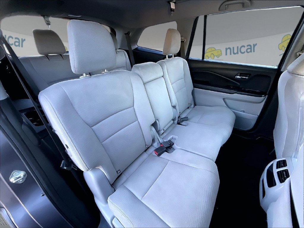 Used 2018 Gray Honda LX image 16