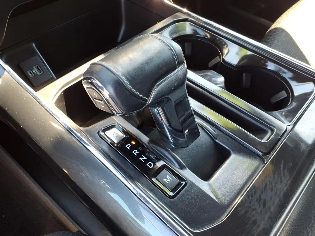 Used 2022 White Ford XLT image 13