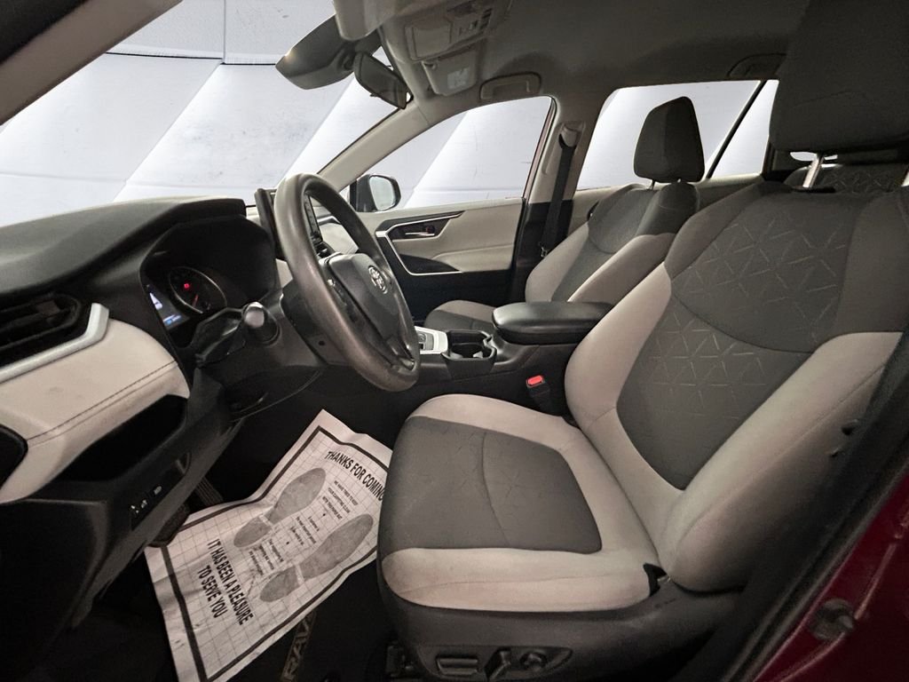 Used 2021 Red Toyota XLE image 7