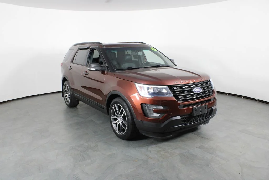 Used 2016 Brown Ford Sport image 4