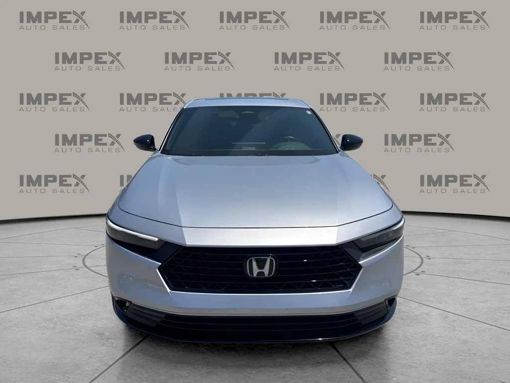 Used 2025 Silver Honda Sport-L image 8