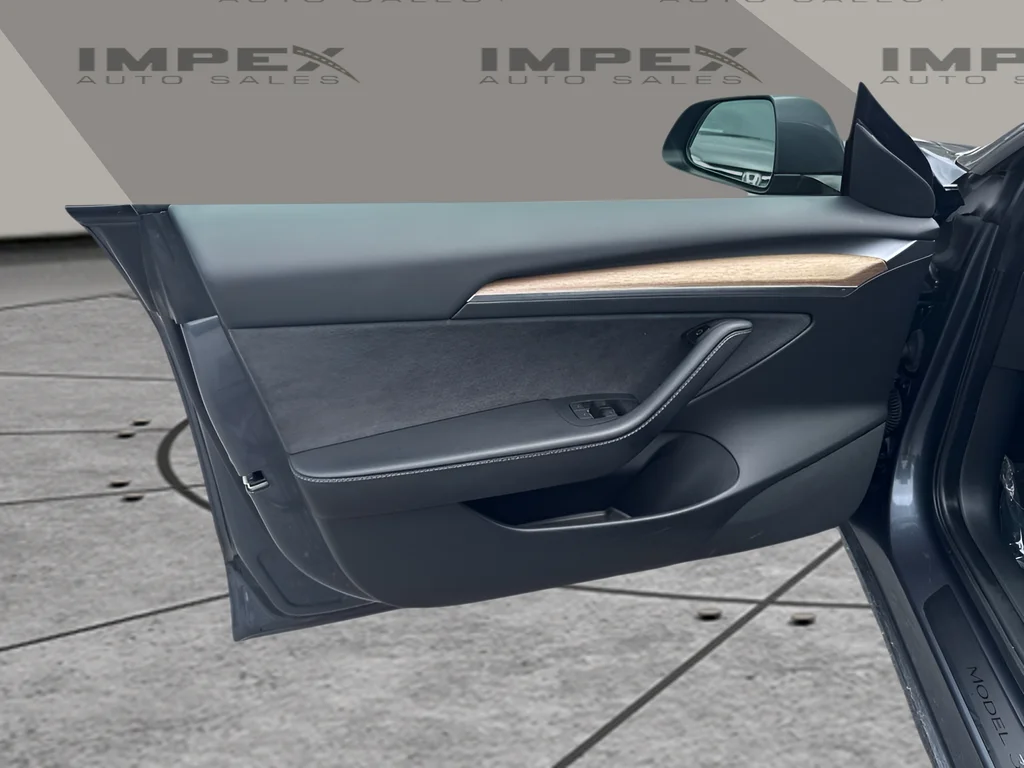Used 2023 Gray Tesla Base image 18