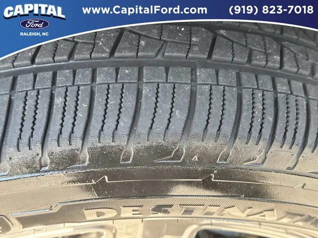Used 2020 White Ford XLT image 14