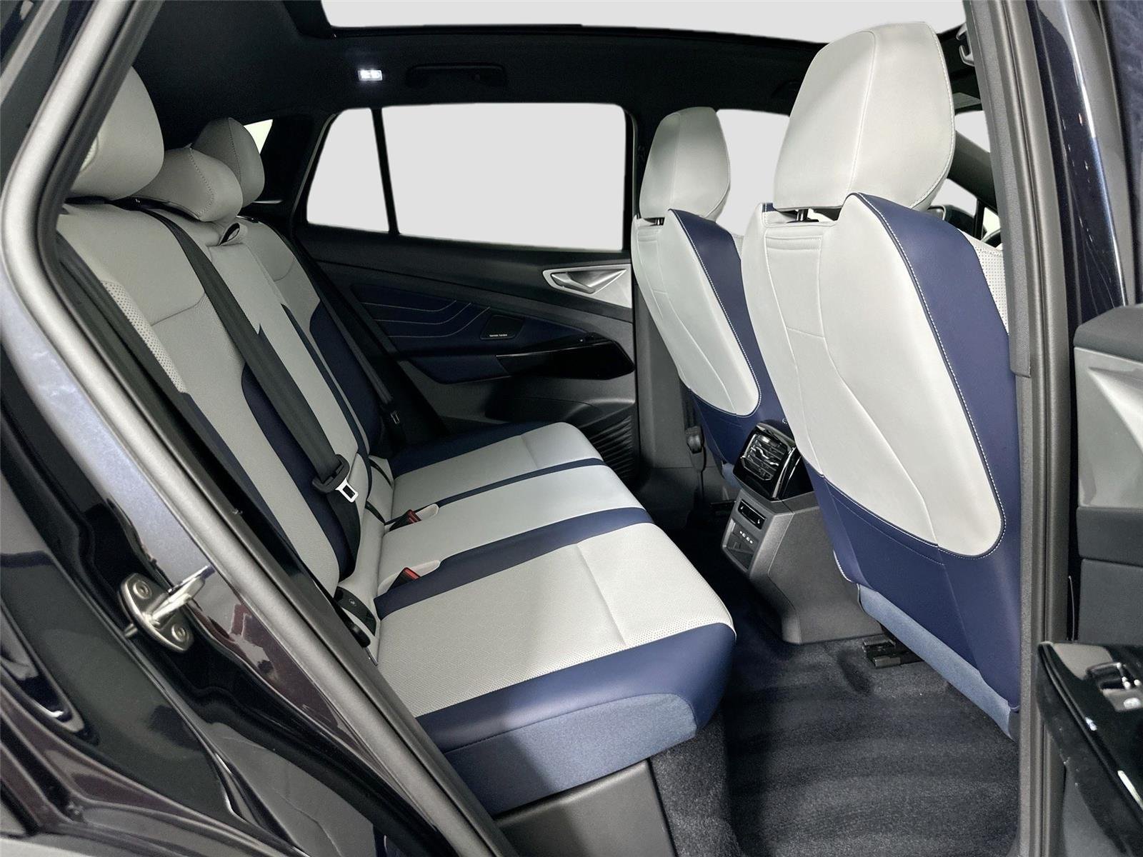 2025 Volkswagen ID.4 PRO S PLUS - Photo 17