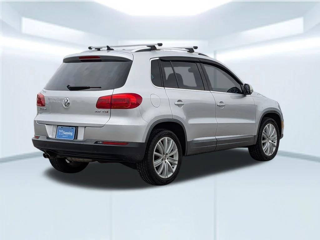 Used 2015 Silver Volkswagen SEL image 6