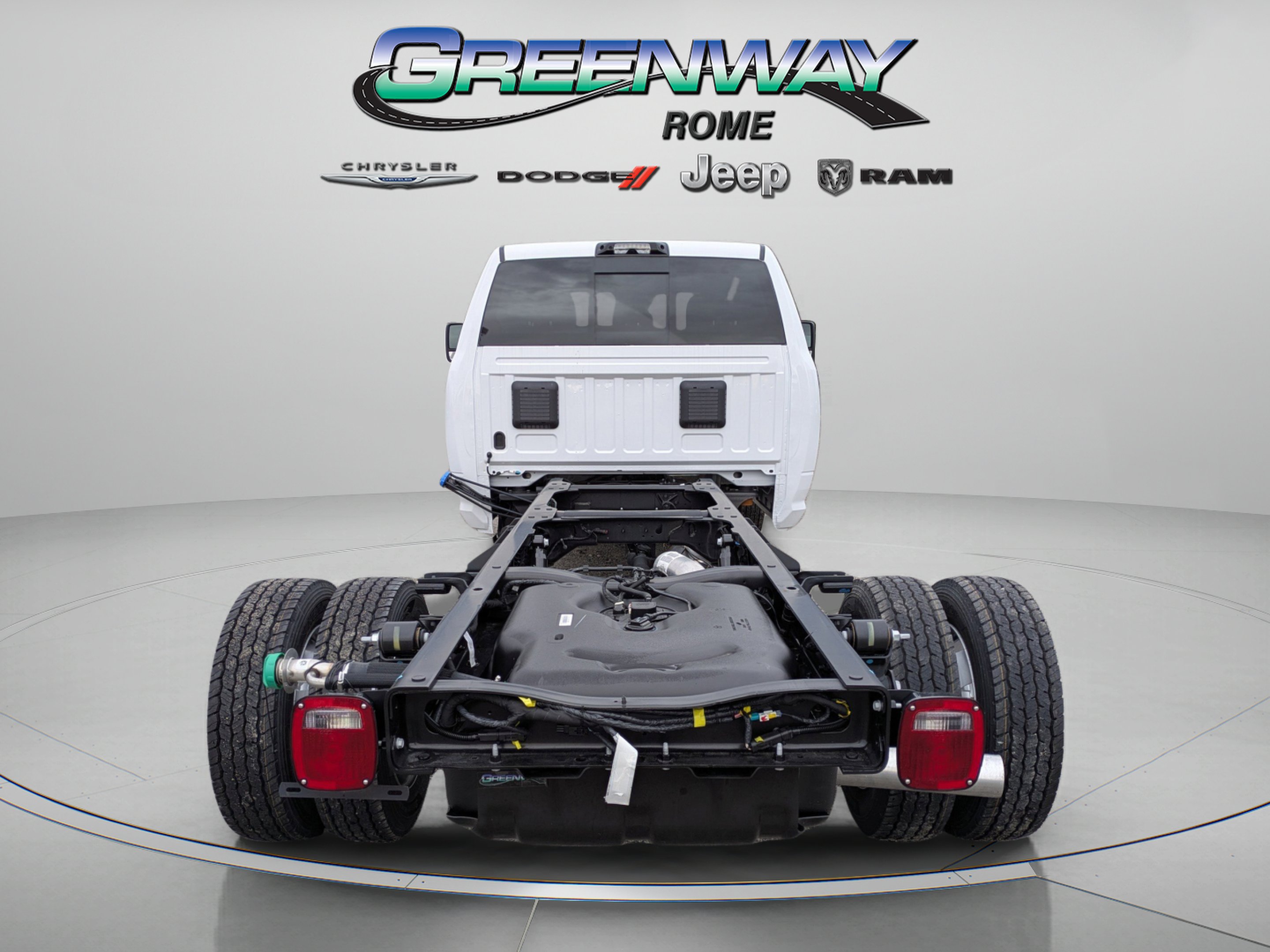 New 2026 Bright White Clear-Coat Exterior Paint RAM Tradesman image 2