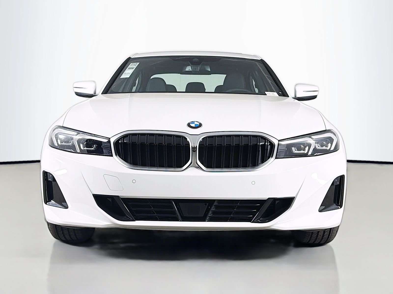 New 2026 Alpine White BMW 330i image 2