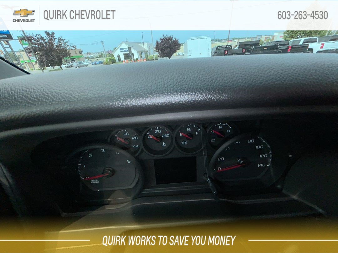 New 2026 Summit White Chevrolet Work Truck image 21