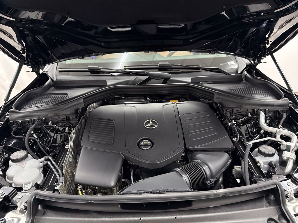 New 2027 Black Mercedes-Benz GLC 300 image 61