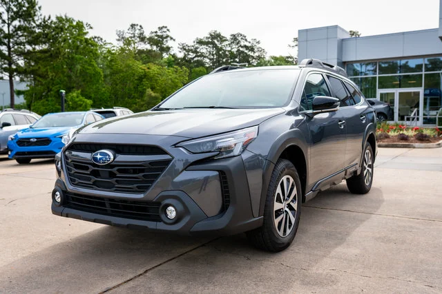 Certified Used 2025 Magnetite Gray Metallic Subaru Premium image 11