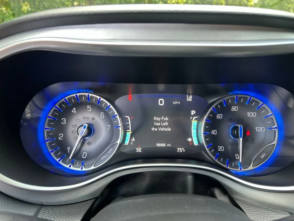 Used 2019 Blue Chrysler Touring L image 20