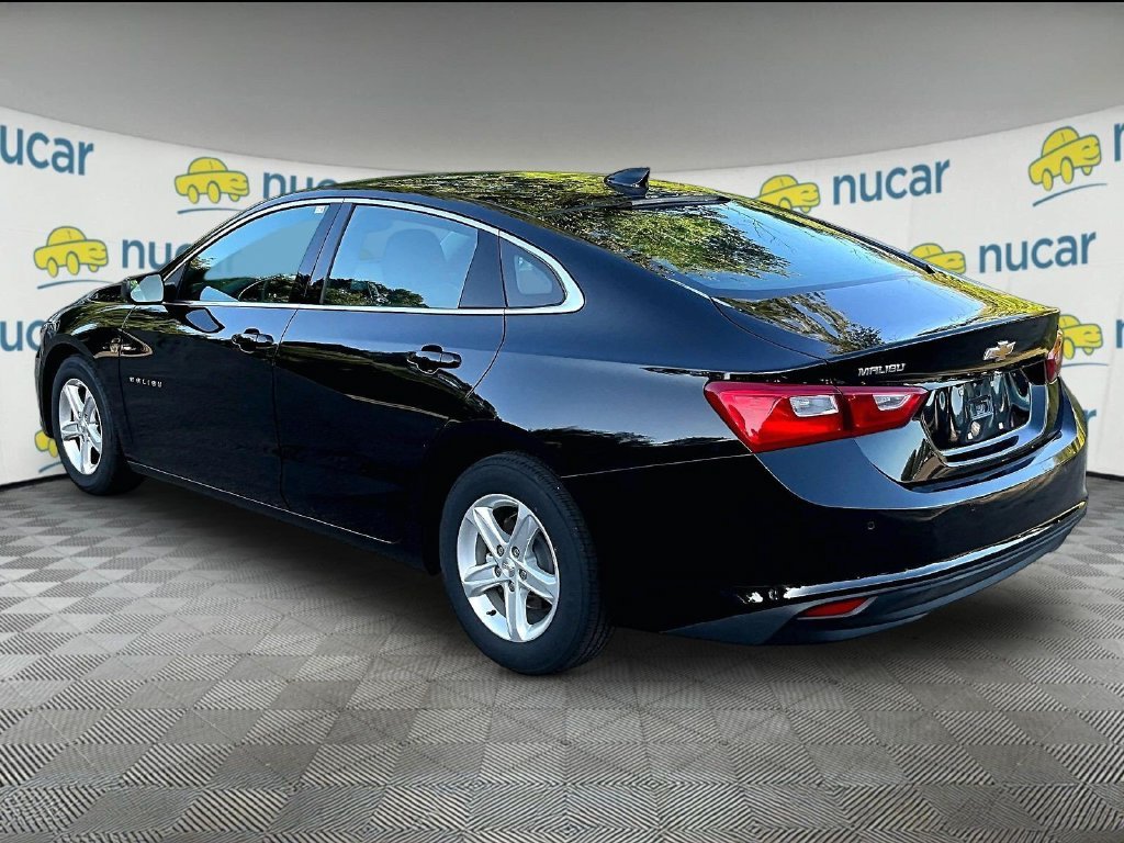 Used 2024 Black Chevrolet LT image 5