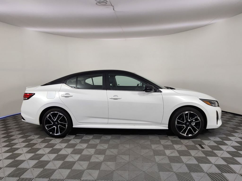 Certified Used 2025 White Nissan SR image 6