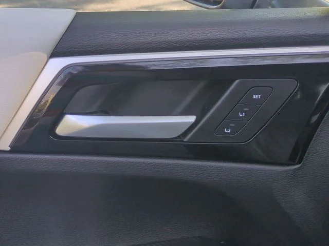 Used 2025 White Mitsubishi SEL image 13