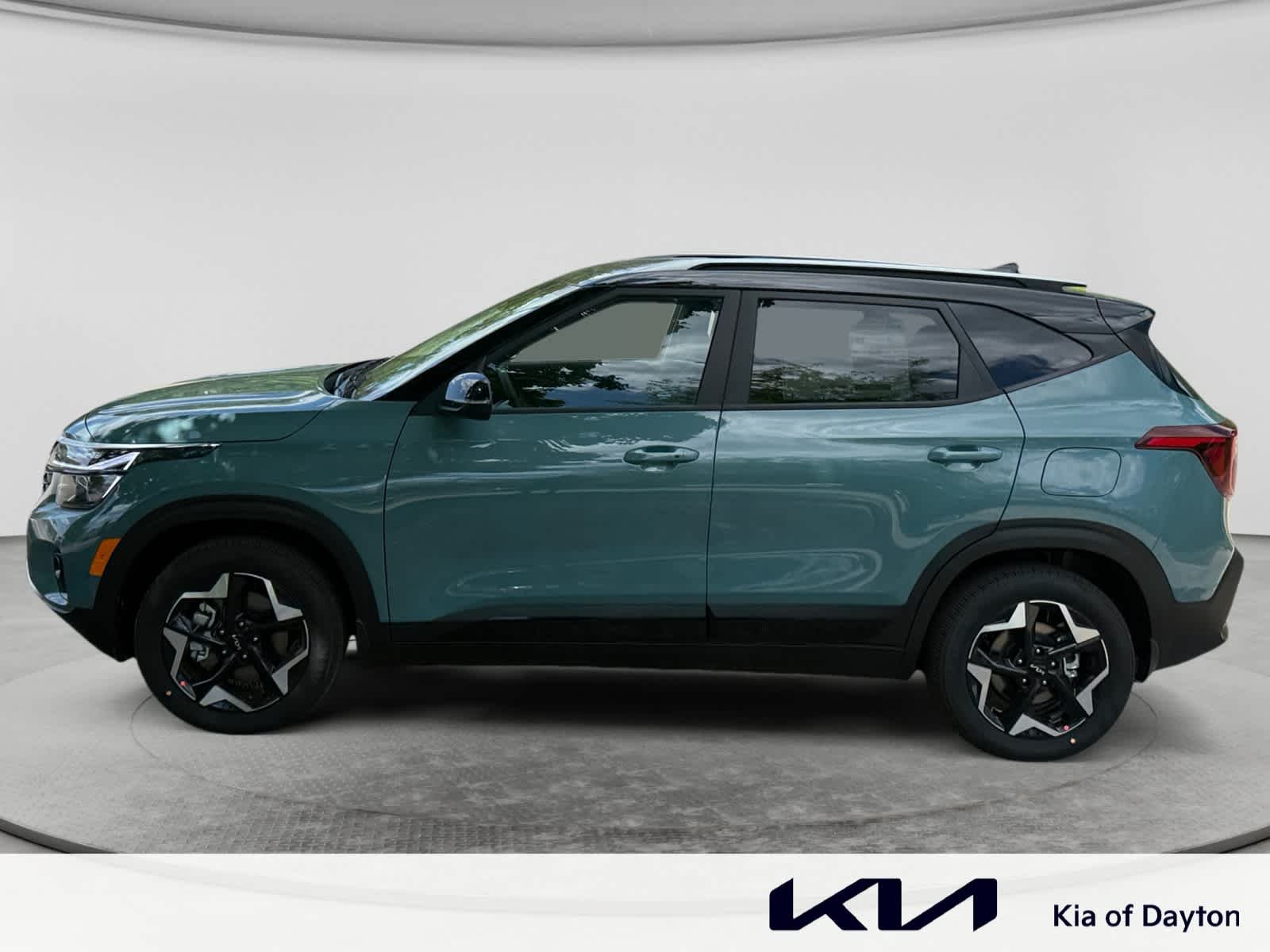 New 2026 Pluton Blue/Black Roof Kia S image 8