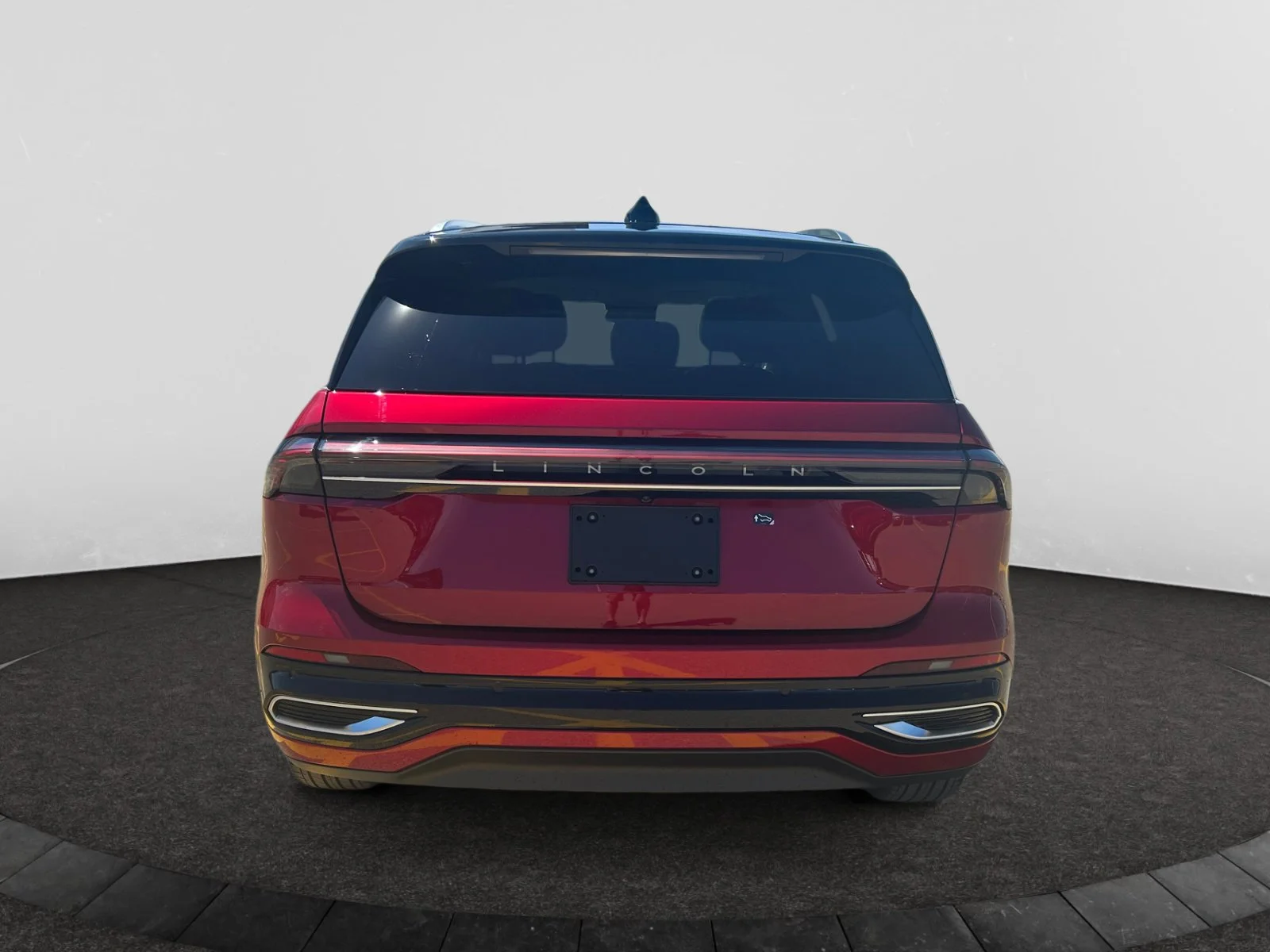 New 2026 Red Carpet Metallic Tinted Clearcoat Lincoln Reserve image 4