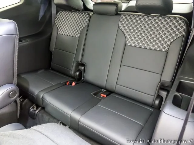 Certified Used 2024 Summit White GMC Denali image 12